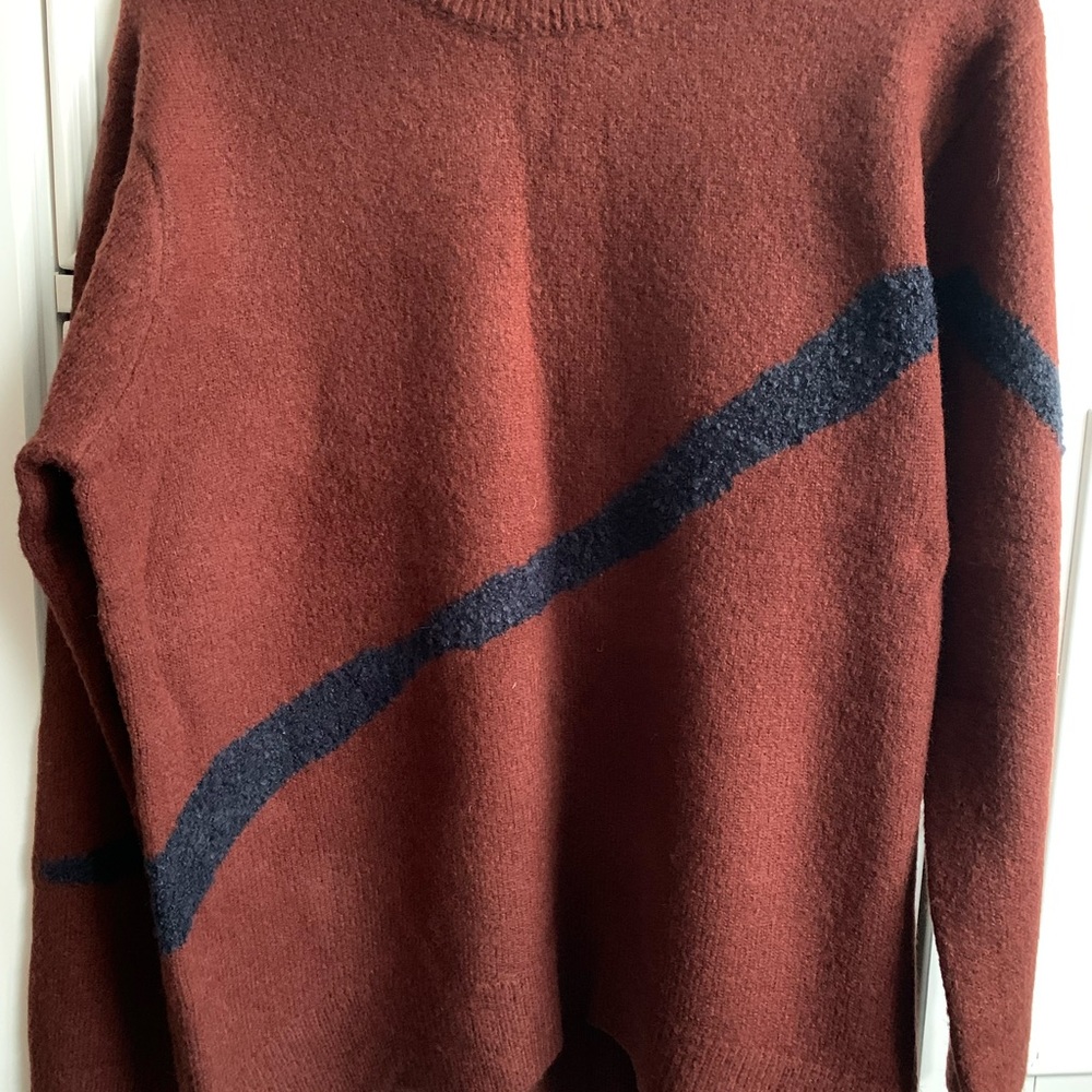 Oak + Fort crewneck sweater, M, rust brown & navy, cozy, NWOT